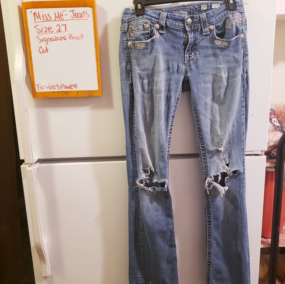 Miss me jeans distressed size 27